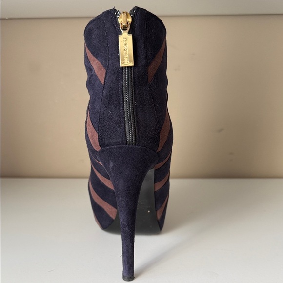 Bruno Magli Women's Ankle Boots in Navy and Brown - Picture 10 of 14